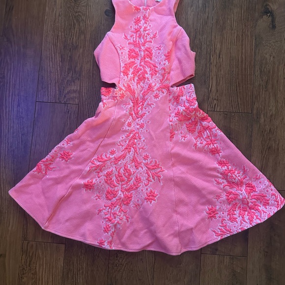 Amanda Uprichard Dresses & Skirts - Amanda Uprichard Pink Floral Dress